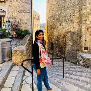 Meet your Posher, Meena